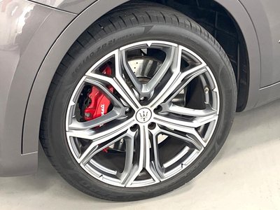 2021 Maserati LEVANTE photo 7