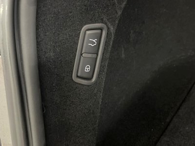 صورة مصغرة 21 لـ 2021 Maserati LEVANTE