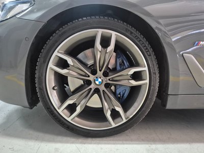 BMW 5 SERIES - 6