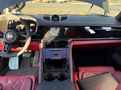 PORSCHE PANAMERA - 5