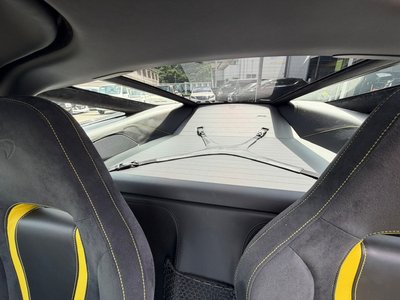 صورة 66 لـ 2018 Mclaren 720S