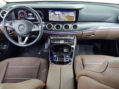 MERCEDES-BENZ E-CLASS - 4