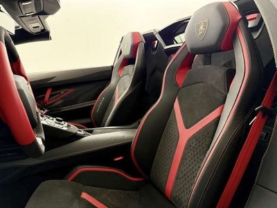 LAMBORGHINI AVENTADOR ROADSTER - 2