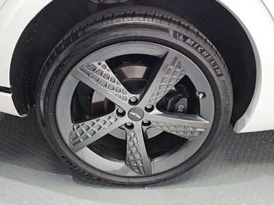 صورة 6 لـ 2023 Genesis GV70