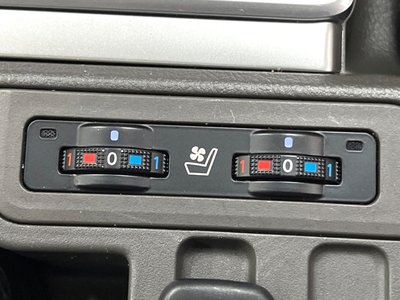 TOYOTA LAND CRUISER PRADO - 7