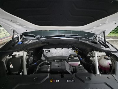 2022 Genesis GV70 photo 7
