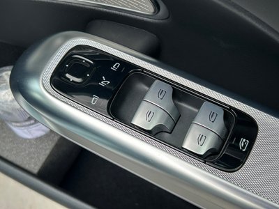 2025 Mercedes-BENZ E-CLASS — миниатюра 25