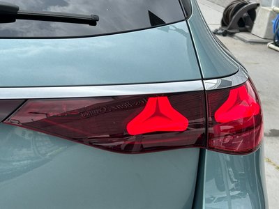 2025 Mercedes-BENZ E-CLASS — миниатюра 12