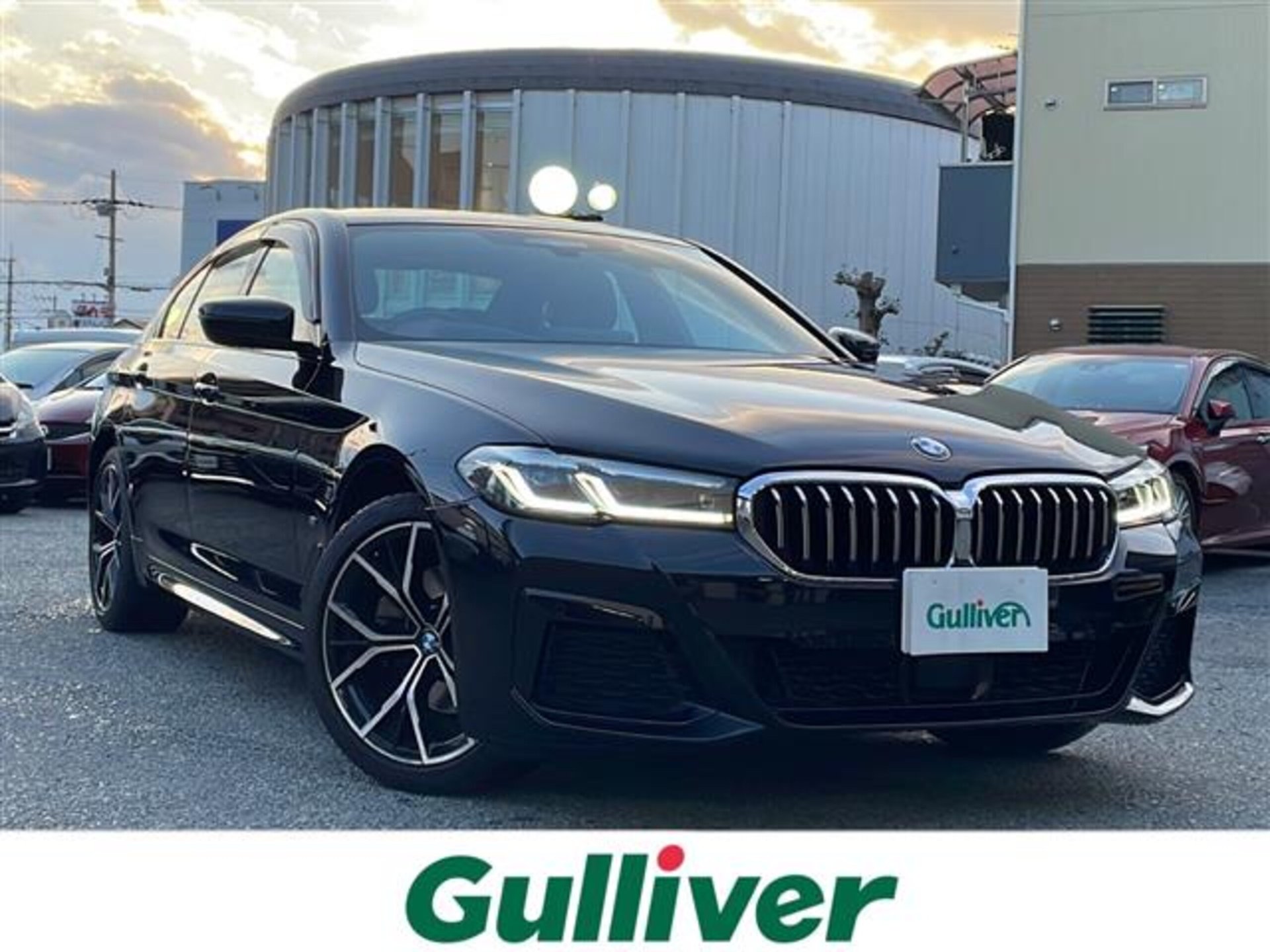 BMW 5 SERIES - View 1