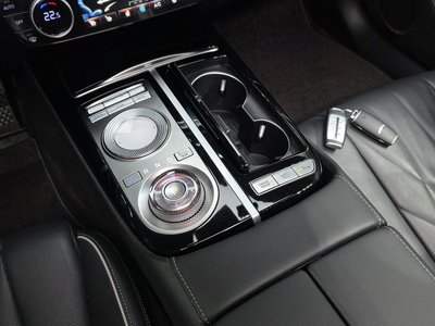 GENESIS G80 (RG3) - 9