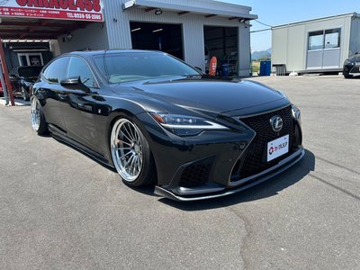 صورة 1 لـ 2017 Lexus LS