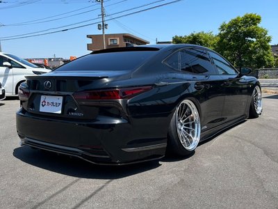 صورة 8 لـ 2017 Lexus LS