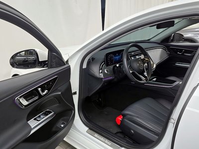MERCEDES-BENZ E-CLASS - 10