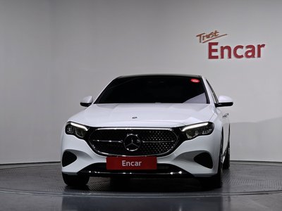 MERCEDES-BENZ E-CLASS - 2