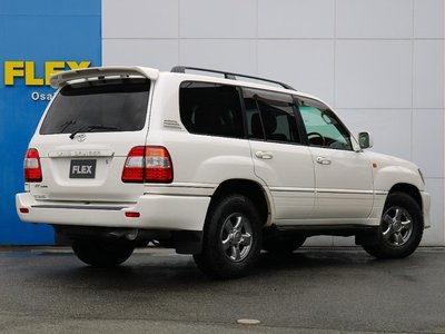 TOYOTA LAND CRUISER 100 - 2