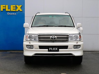 TOYOTA LAND CRUISER 100 - 9