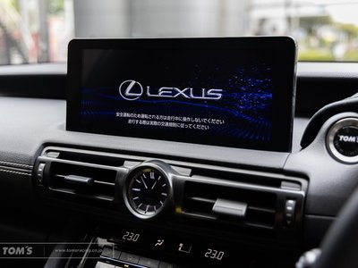 LEXUS IS - 4