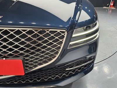 GENESIS G80 (RG3) - 9