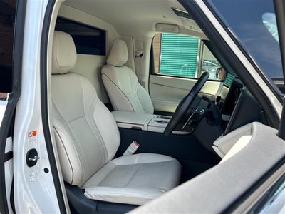 صورة مصغرة 25 لـ 2024 Lexus LM