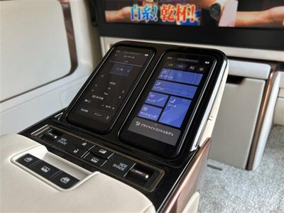 صورة مصغرة 18 لـ 2024 Lexus LM