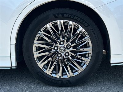 صورة مصغرة 39 لـ 2024 Lexus LM