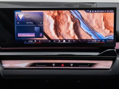 2026 BMW 5 SERIES — миниатюра 15