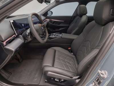 2026 BMW 5 SERIES — миниатюра 12