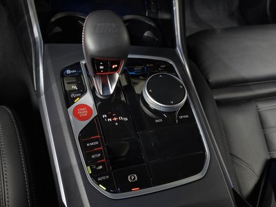 2025 BMW M2 — миниатюра 12