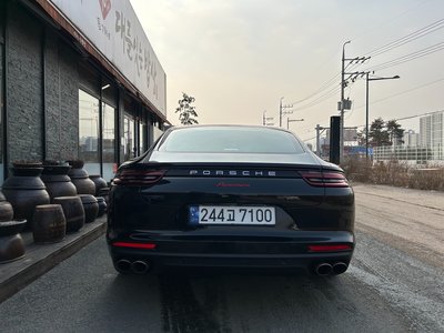 PORSCHE PANAMERA - 6