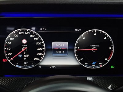 MERCEDES-BENZ CLS - 8