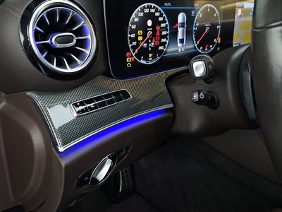 MERCEDES-BENZ CLS - 9