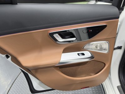 2025 Mercedes-BENZ E-CLASS — миниатюра 15