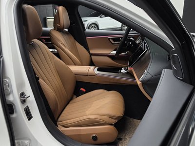 2025 Mercedes-BENZ E-CLASS — миниатюра 16