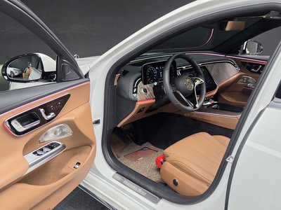 2025 Mercedes-BENZ E-CLASS — миниатюра 13