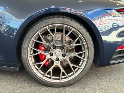 صورة 10 لـ 2020 Porsche 911