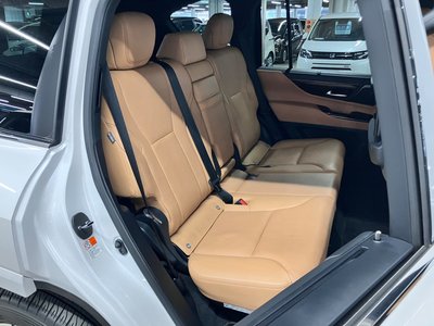 صورة مصغرة 17 لـ 2023 Lexus LX
