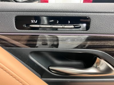 صورة مصغرة 56 لـ 2023 Lexus LX