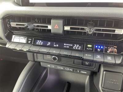 2024 Toyota LAND CRUISER 250 — миниатюра 18