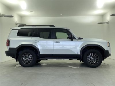 2024 Toyota LAND CRUISER 250 — миниатюра 23