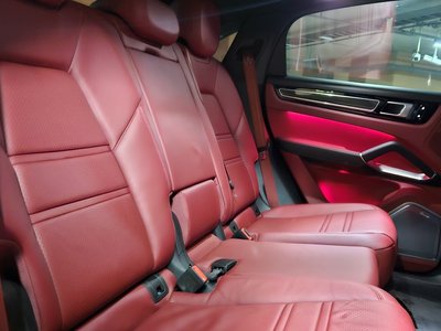 2020 Porsche CAYENNE thumbnail 14