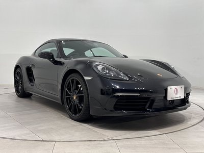 PORSCHE 718 CAYMAN