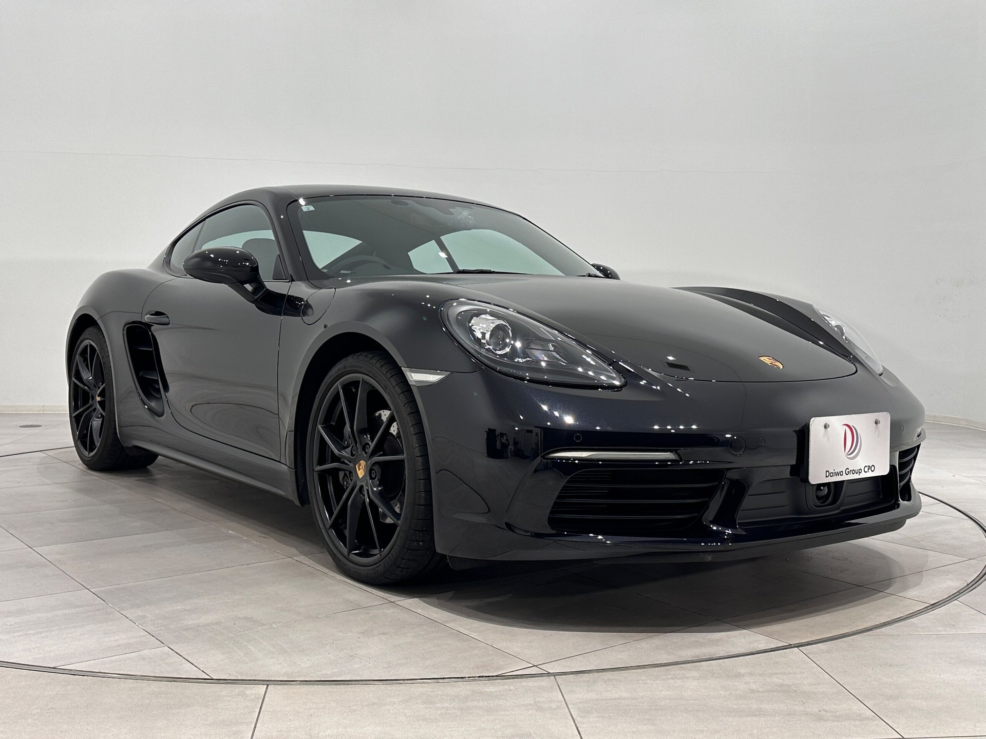 PORSCHE 718 CAYMAN - View 1