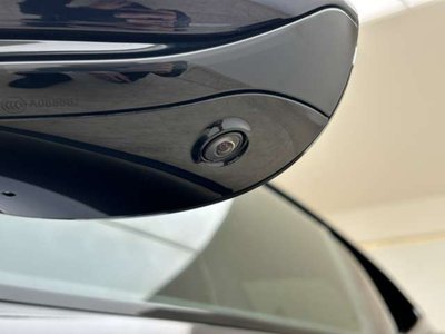 2021 Aston Martin DBS SUPERLEGGERA 照片 13