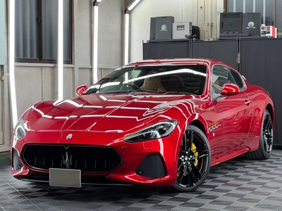MASERATI GRANTURISMO - 1