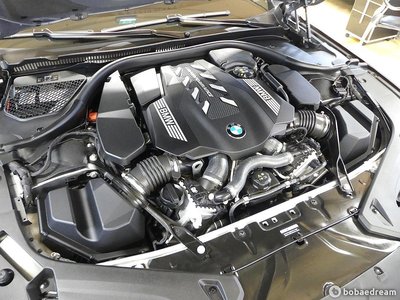 BMW 8 SERIES - 7