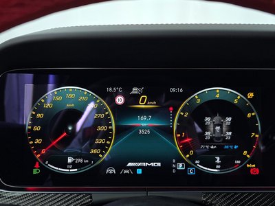 MERCEDES-BENZ GT AMG - 8