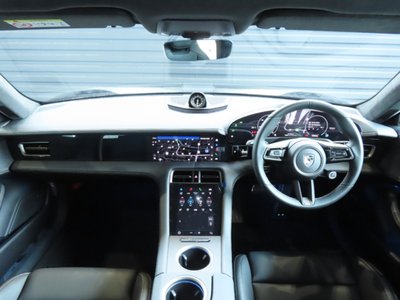 صورة مصغرة 14 لـ 2026 Porsche TAYCAN