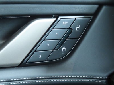 صورة مصغرة 19 لـ 2026 Porsche TAYCAN