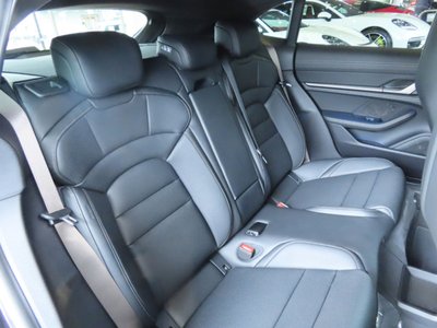 صورة مصغرة 11 لـ 2026 Porsche TAYCAN