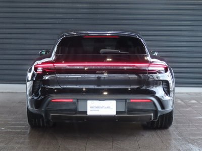 2026 Porsche TAYCAN photo 4